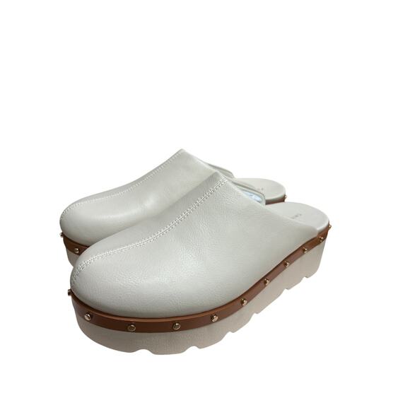 Chinese Laundry Shoes - New in box Sz 8 Maggie Platform Clog Chinese Laundry leather very lightweight